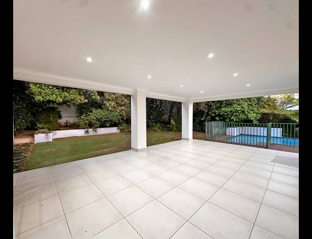 3 BEDROOM TOWNHOUSE FOR SALE IN SANDOWN